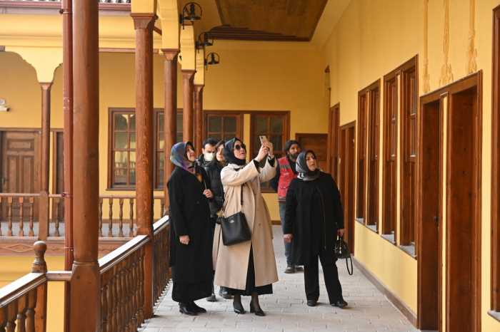 Cumhurbaşkanı Danışmanı Hümeyra  Şahin Çorum'da