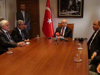 CUMHURBAŞKANI TALAT, ÇORUMLU KIBRIS GAZİLERİYLE BİR ARAYA GELDİ