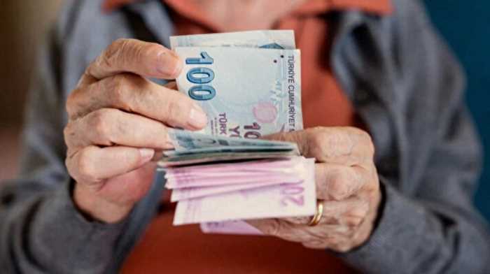 Emekli İkramiyeleri Bir Hafta Ertelendi!