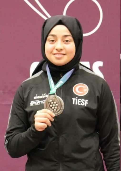 Esma Gökülü Olimpiyat İkincisi oldu