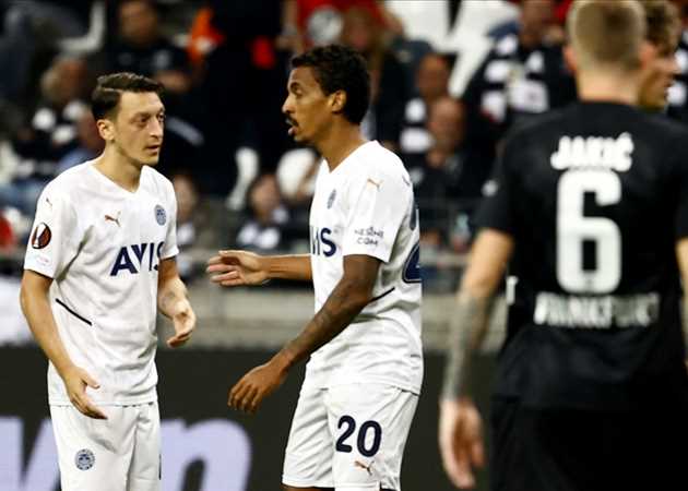 Frankfurt 1-1 Fenerbahçe 