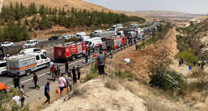 Gaziantep’te zincirleme kazada 16 Kişi öldü!
