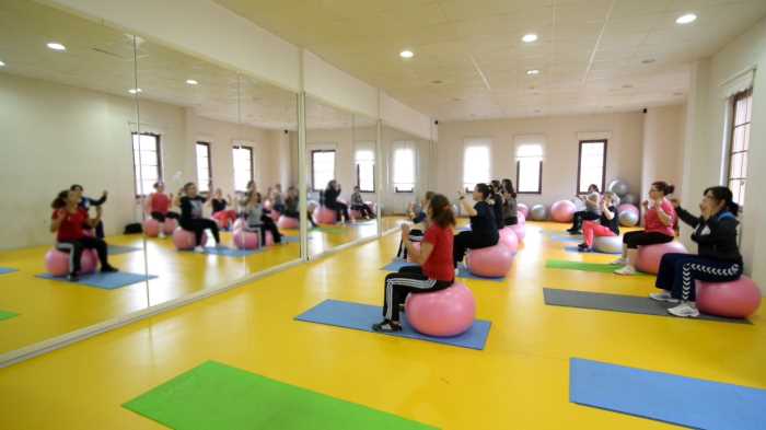 Hanımlar fitness seanslarına kayıtlar başladı
