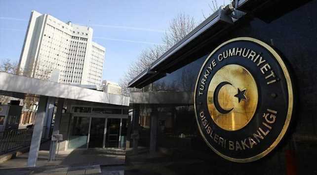 Hollanda'nın sözde soykırımı tanıdı