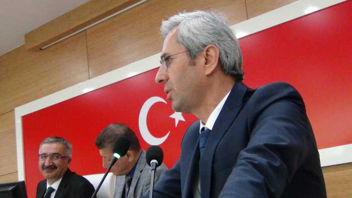 Karayolları 7. Bölge Müdürü Kenan Keskin, Çorum-İlçe yollarındaki çalışmaları ve projeleri değerlendirdi