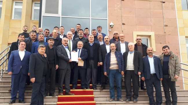 Mehmet Sayan  mazbatasını aldı