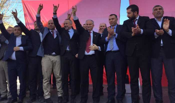MHP Uğurludağ'da Miting Havasında Büro Açtı