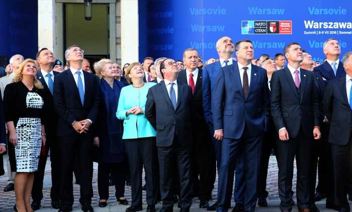 NATO Devlet ve Hükümet Başkanları Zirvesi kapsamında Varşova'da bulunan Cumhurbaşkanı Erdoğan, damgasını vurdu
