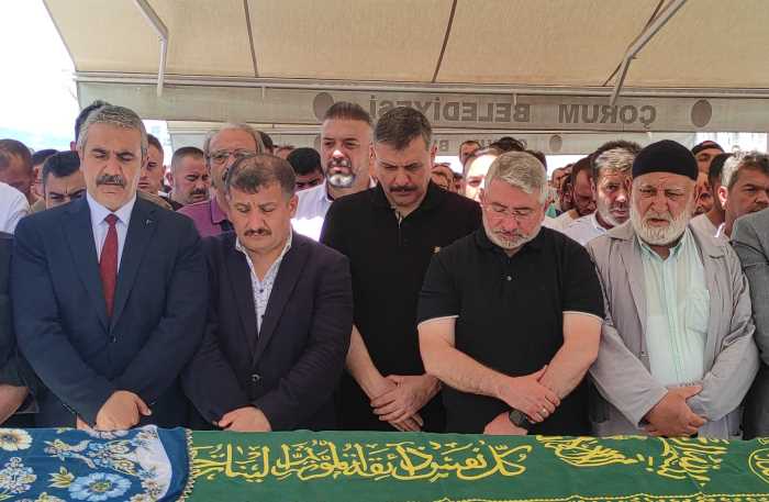 Neriman Aşgın son yolculuğuna gözyaşları içinde uğurlandı
