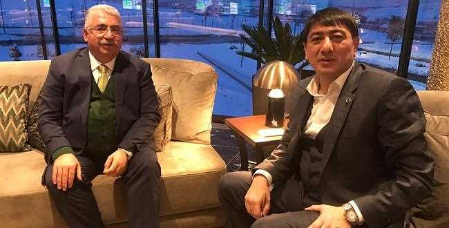 Özgür Kılıç Ahmet Ahlatçı'yı ziyaret etti