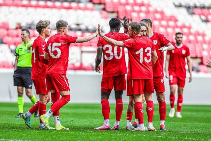 Samsunspor hazırlık maçında Çorum FK'ya farklı tarife! 
