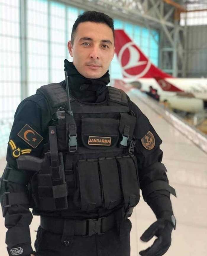 Şehidimizin baba ocağına ateş düştü