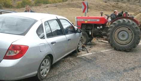 Traktör Otomobil  kazasında 1kişi yaralı