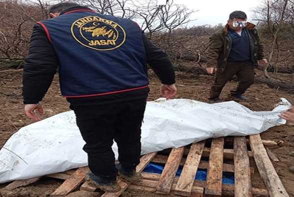 Traktörünü Gömüp Hırsız Var Dedi