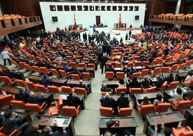 Turizm kenti olmaktan mahrum kalıyoruz