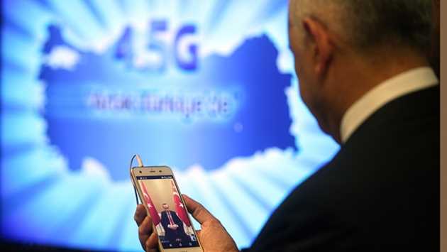 Türkiye 4,5G'ye geçti internet 10 kat hızlandı