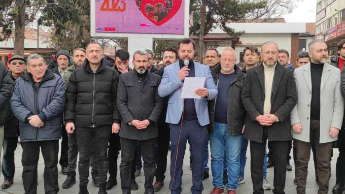 Yeniden Refah Partisi Kur’an-ı Kerim yakılmasına tepki gösterdi
