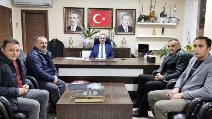 Zanaatkarlardan Ahlatcı’ya teşekkür ziyareti